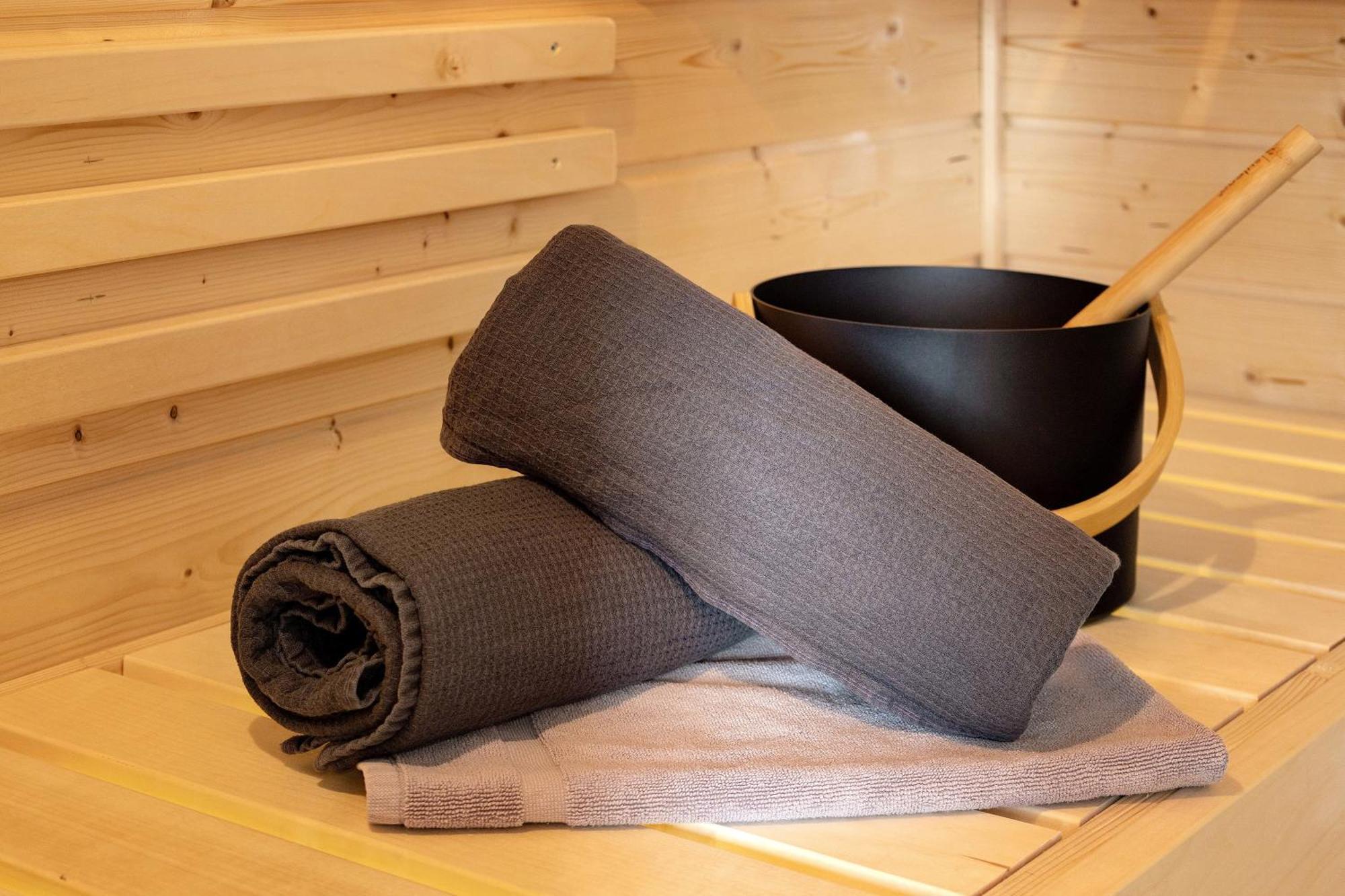 Egge 7a Mit Whirpool U Sauna * Altenbeken